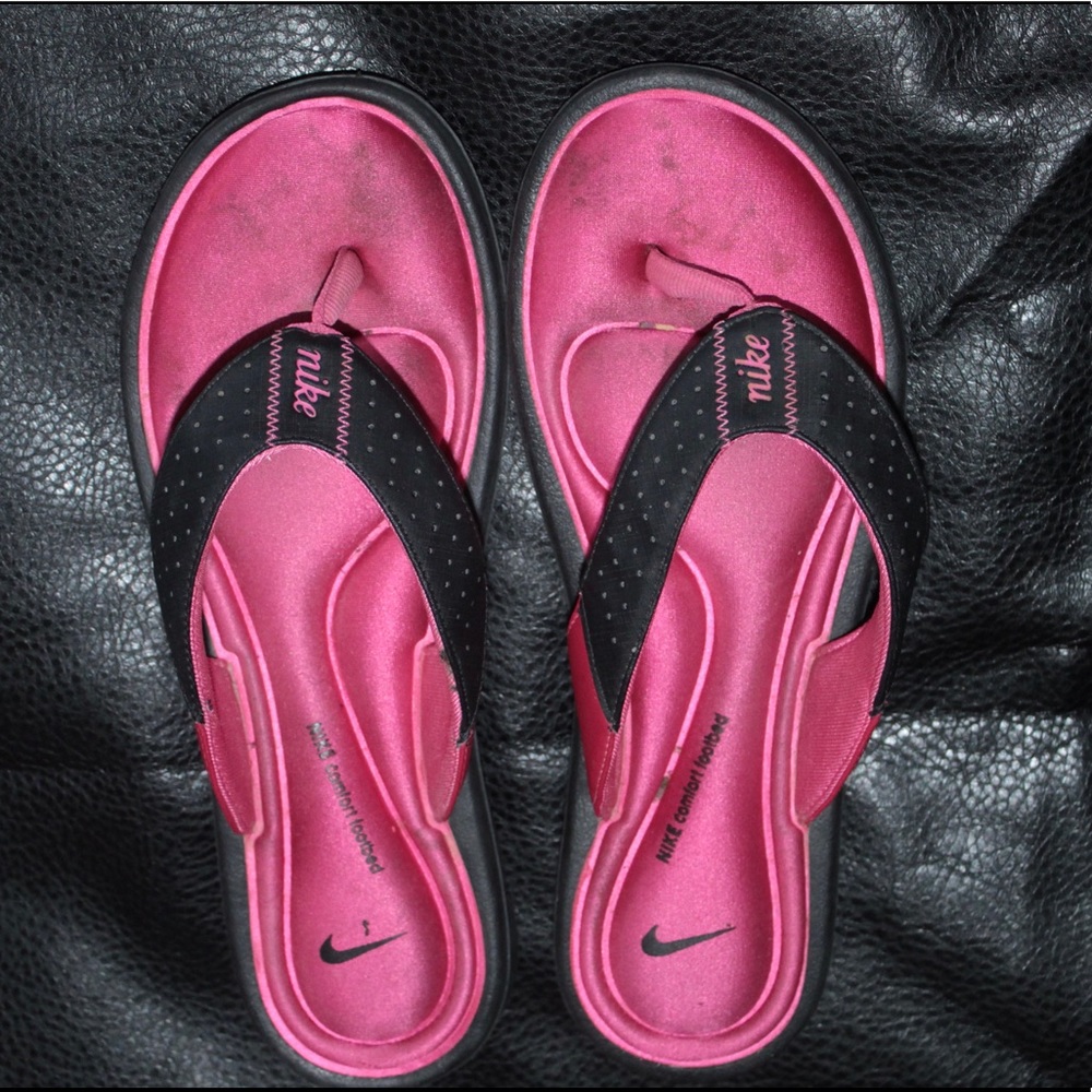 Pink & Black Nike Comfort Bed Flip Flops